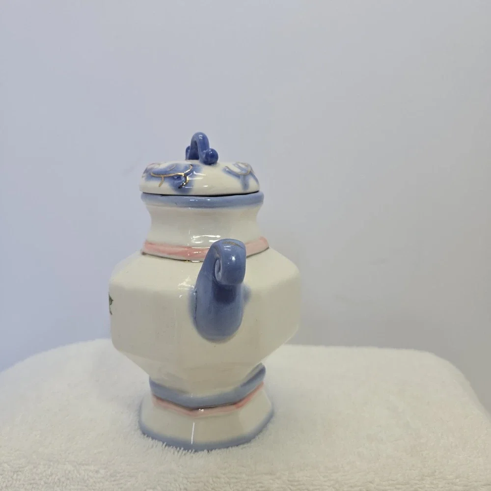 Vintage Footed Apothecary Jar Blue Floral Pattern Cottagecore Grannycore